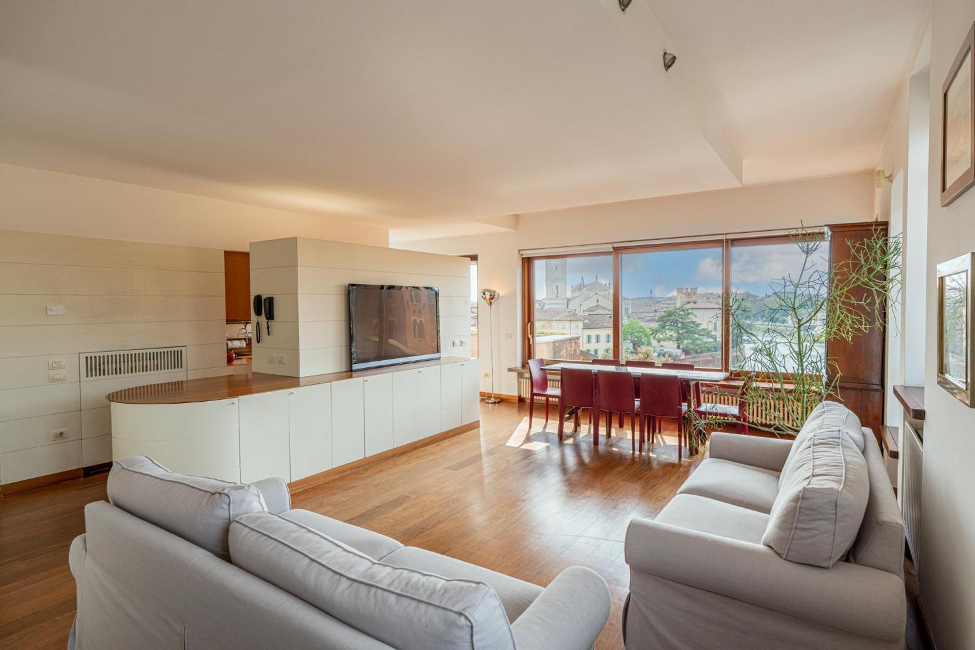 Residenza Ponte Pietra - Domus Verona, Verona